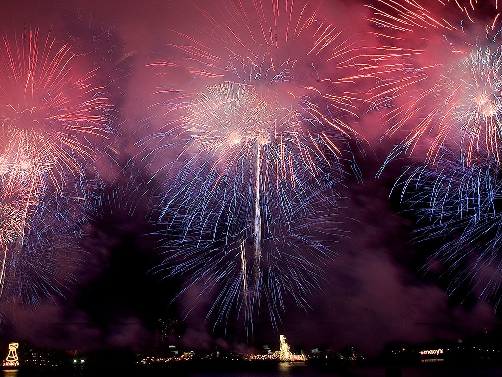 best-fireworks-new-york